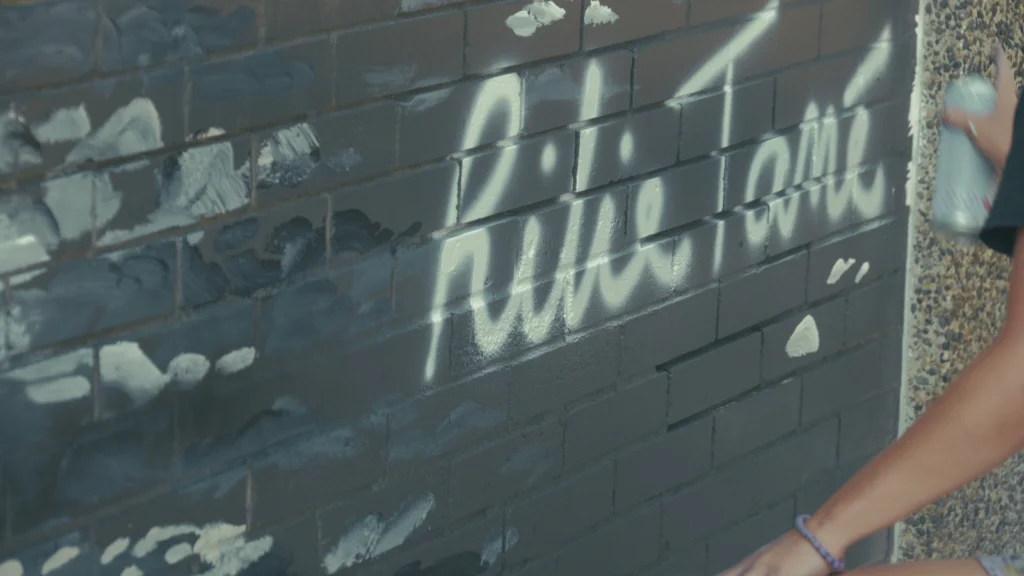 Rilie Tane Mural Painter final_01_03_38_20_result